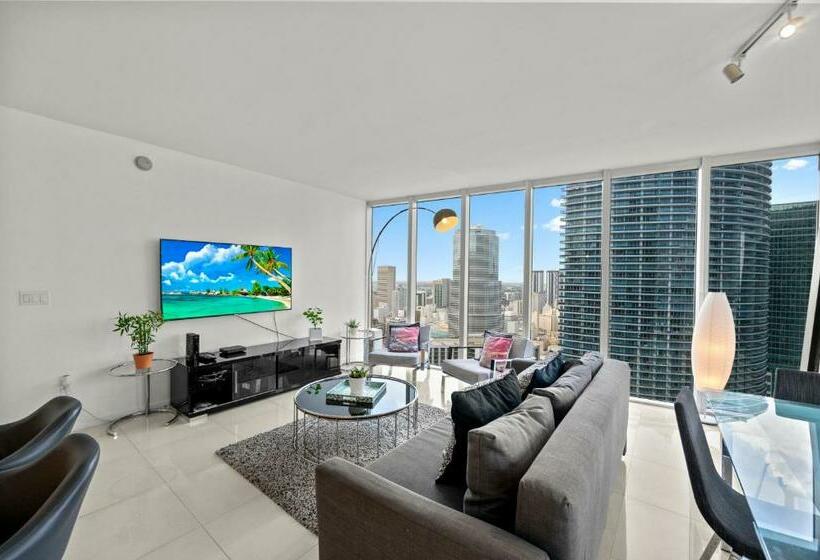 침실 1개 풀장 전망 아파트, W Icon Brickell  Luxury 2br Highrise Corner Condo
