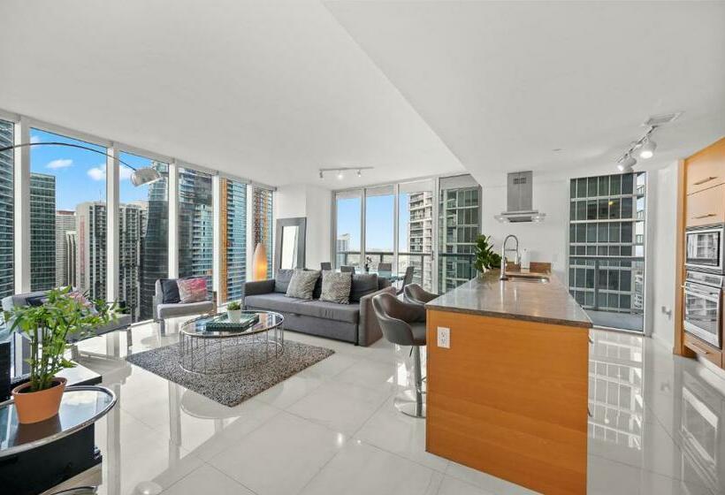 침실 1개 풀장 전망 아파트, W Icon Brickell  Luxury 2br Highrise Corner Condo