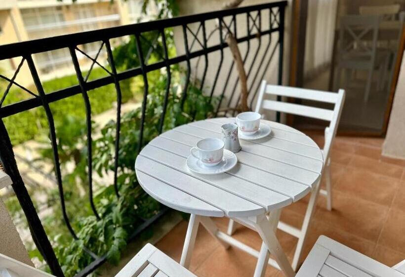 Апартаменты 2 Спальни, Menada Apartments In Cascadas