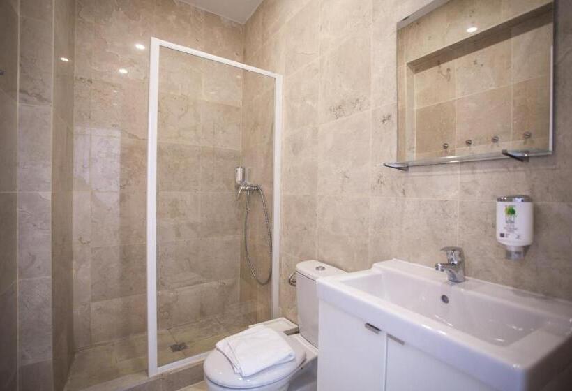 آپارتمان 2 خوابه با بالکن, Apartment In Malasaña