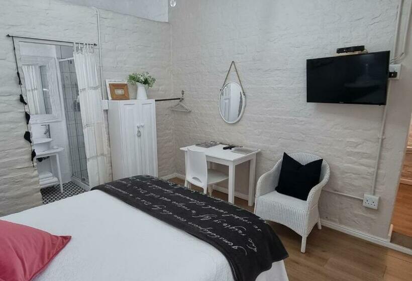 Номер Стандарт, Rietjiesbos Self Catering