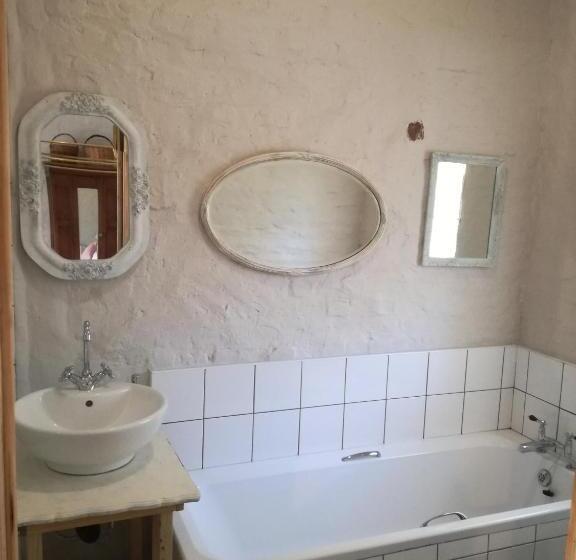 Семейный Номер, Rietjiesbos Self Catering
