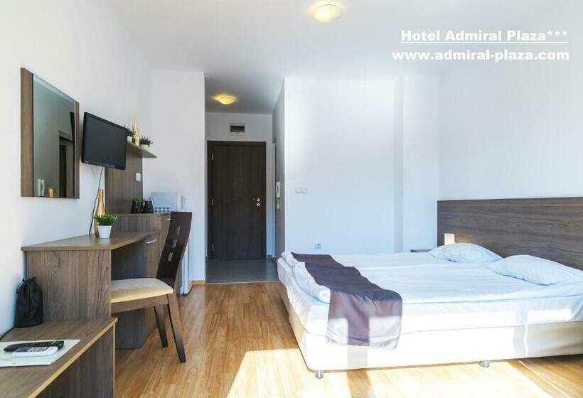 اتاق استاندارد با بالکن, Admiral Plaza Apartments