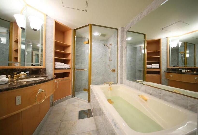 Полулюкс Кровать Кинг, Allamanda Aoyama Tokyo