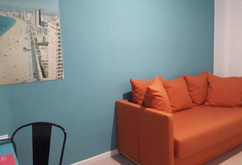 Habitación Cuádruple Economy, Casual Vintage Valencia