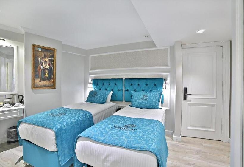 آپارتمان یک خوابه با دری مشترک که هال را جدا می کند., Glamour Hotel Istanbul Sirkeci