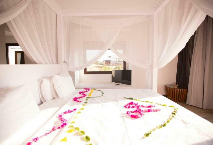 디럭스 방갈로, Mequfi Beach Resort