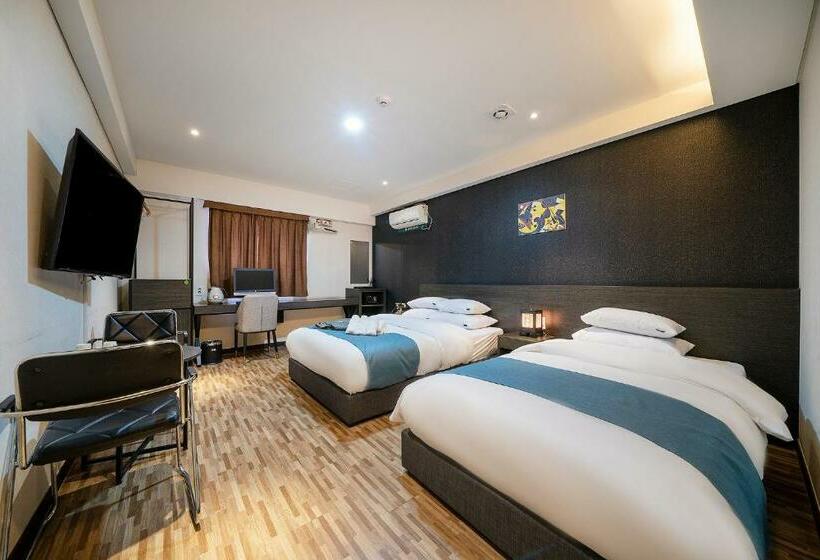 Трехместный Номер Deluxe, Suwon Dono1796