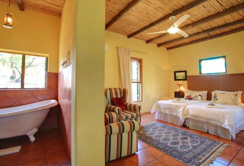 스탠다드 룸, The Willow Historical Guest House