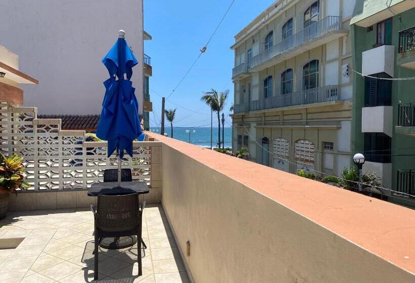 חדר סופריור עם טרסה, Reina Del Mar