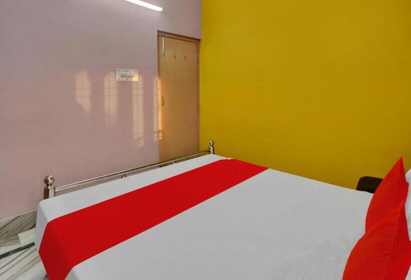 חדר קלאסי לשלושה, Oyo Flagship 81326 Amba Guest House