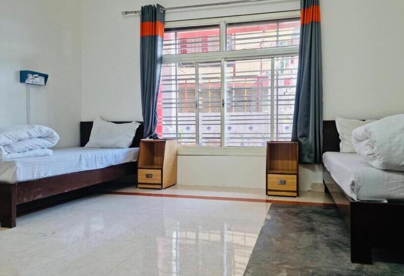 ルームシェアのワンベッド, Live Free Hostel, Mcleodganj