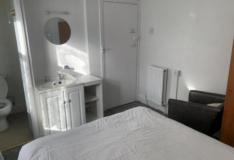 סוויטה, Columbus Rooms