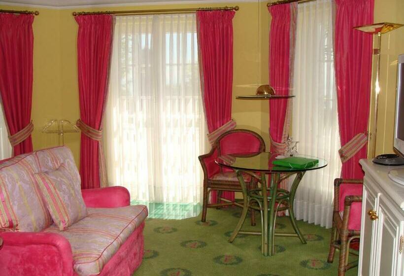 Номер Deluxe Вид на Озеро, Boutique Hotel Villa Am See