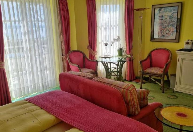 Номер Deluxe Вид на Море с Балконом, Boutique Hotel Villa Am See