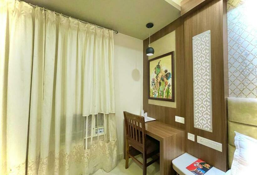 Номер Deluxe, Kuber Palace ! Puri Near Sea Beach And Temple Fully Air Conditioned Hotel With Lift And Parking Faci