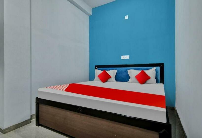 Трехместный Номер Классика, Oyo Flagship 81292  Choice Inn