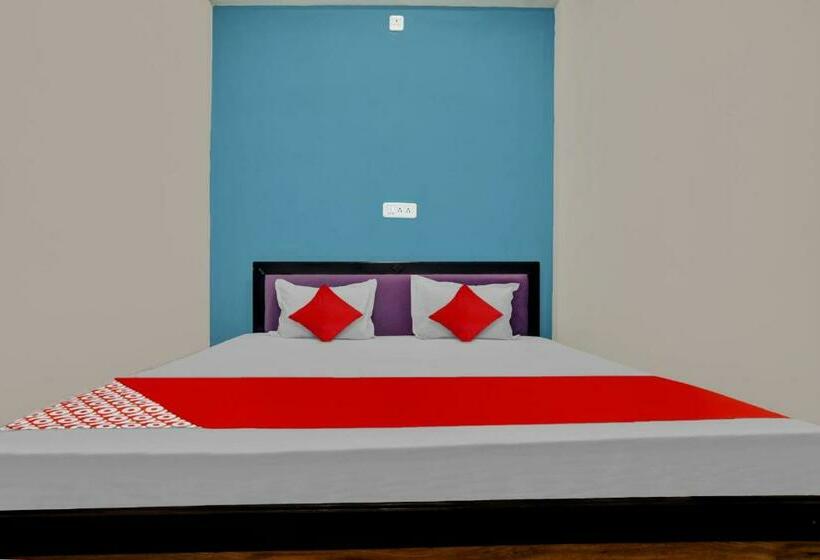 Трехместный Номер Классика, Oyo Flagship 81292  Choice Inn
