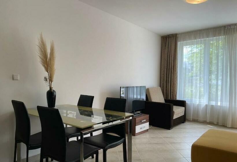 شقة غرفة نوم واحدة بالطابق الأرضى, Ravda Family Resort. Park&sea