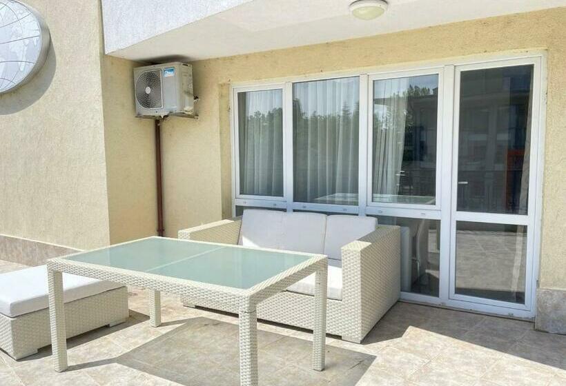 شقة غرفة واحدة مزودة بتراس, Ravda Family Resort. Park&sea