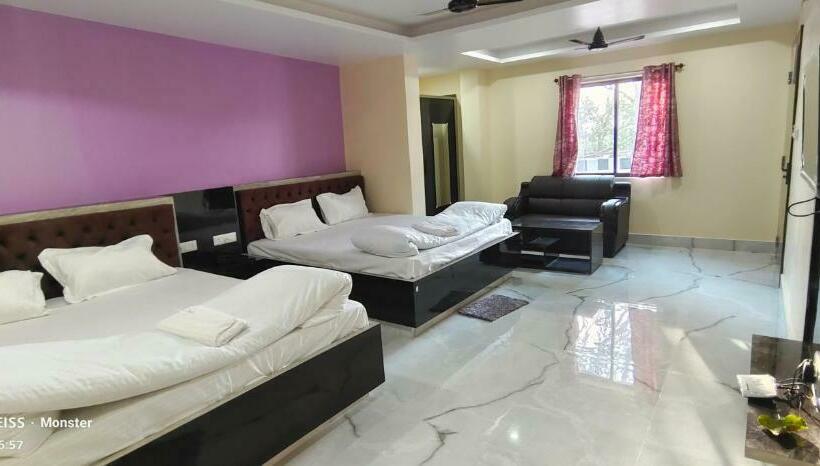 Четырехместный Номер Deluxe, Vaidehi Inn A Unit Of Vaidehi Guest House