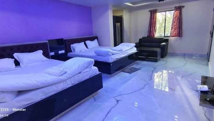 Четырехместный Номер Deluxe, Vaidehi Inn A Unit Of Vaidehi Guest House
