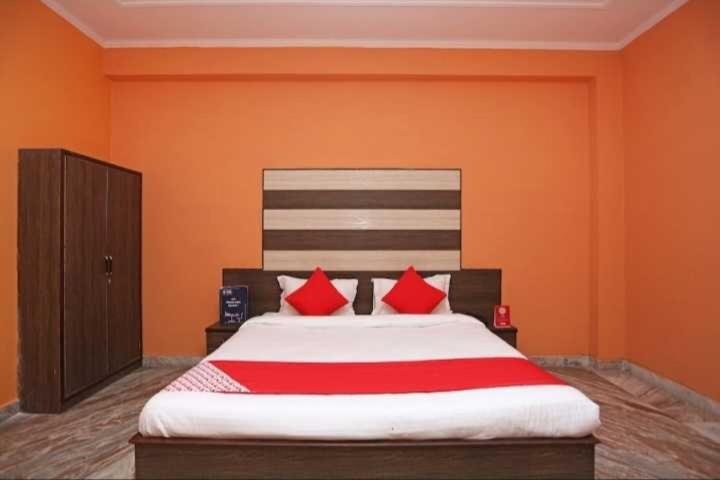 Трехместный Номер Классика, Oyo 81283 Chaudhry
