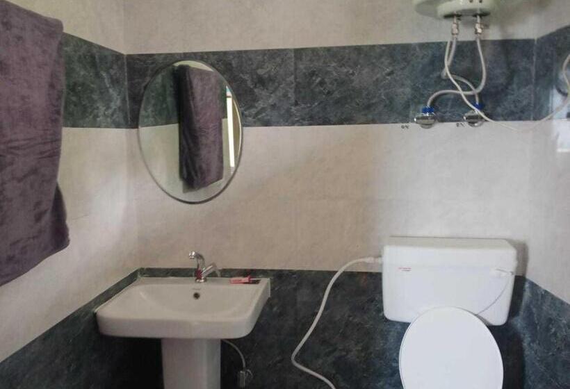 Трехместный Номер Классика, Oyo 81211 Ss Guest House