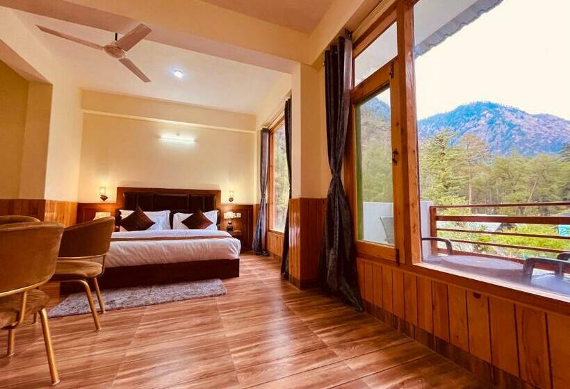 디럭스 룸, Winterline Resort, Kasol   A Four Star Luxury Resort