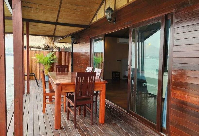 Номер Deluxe Вид на Озеро, Ruknam Resort