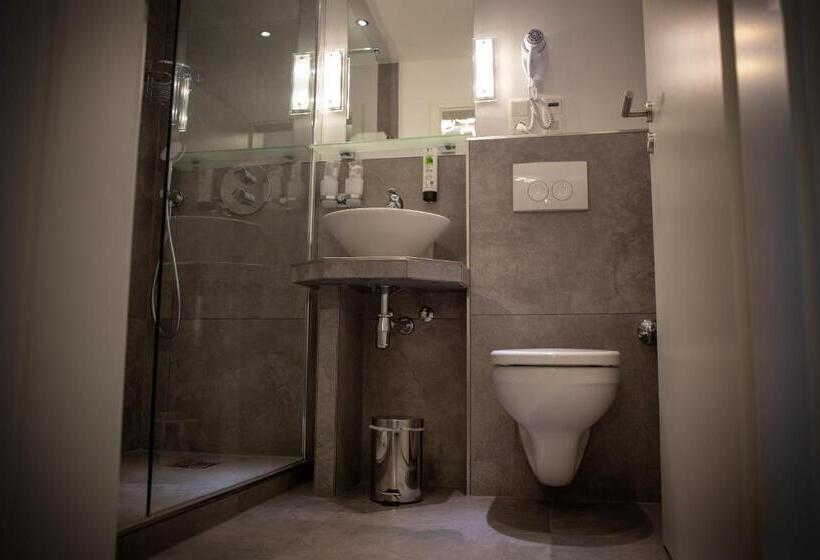 חדר סטנדרט לשלושה, Aktiv Hotel Winterberg