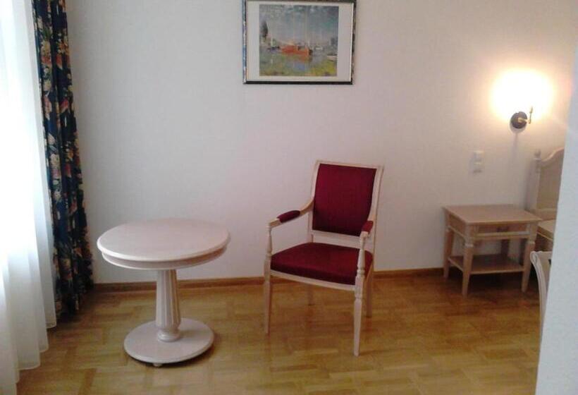 Номер Стандарт, Augustenhof