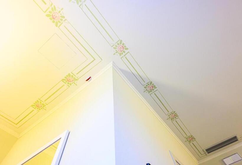 Suite with Terrace, Foresteria Villa Puccini Casa Per Ferie