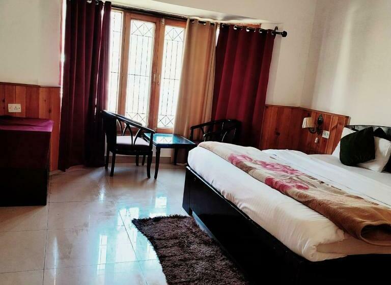 اتاق لوکس, Goroomgo Luxury Palm Bhimtal   Luxury Room   Excellent Customer Service   Best Seller