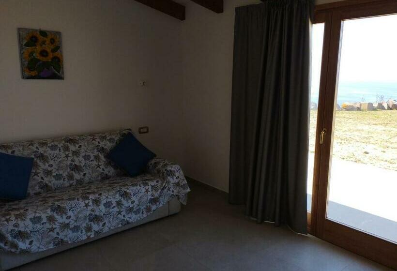 Номер Deluxe Вид на Море, New Suites Sea View Sardinia, Castelsardo