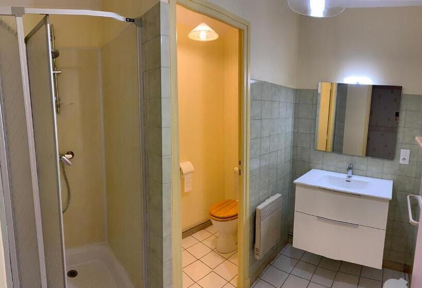 Номер Стандарт Трехместный, Chambres D’hôtes « Les Sorbiers »