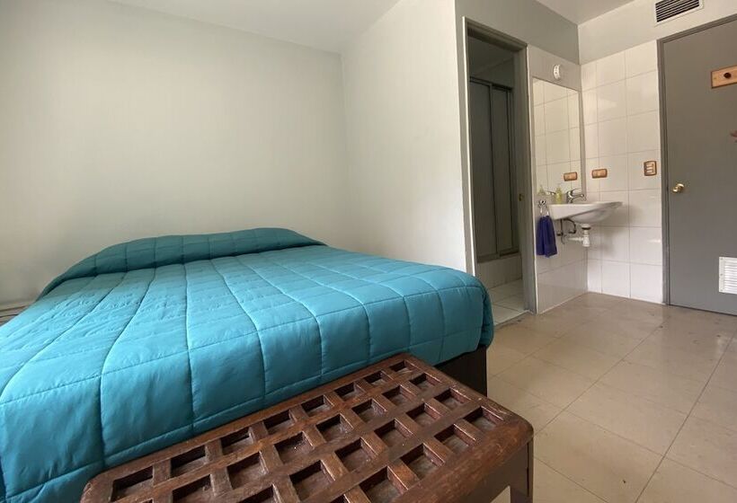 اتاق استاندارد, Hostel Cienfuegos