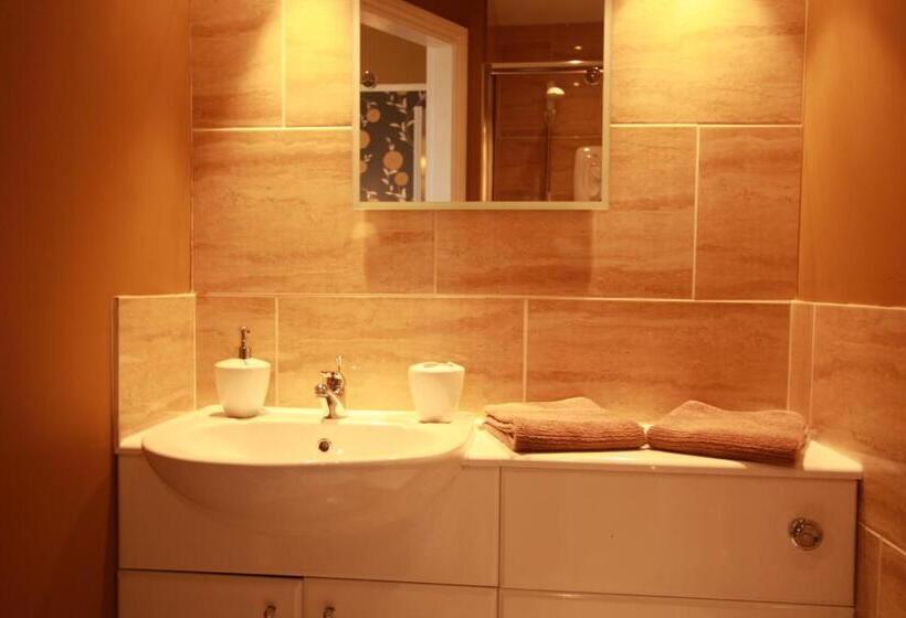 Стандартный Номер Нижний Этаж, Brentwood Guest House