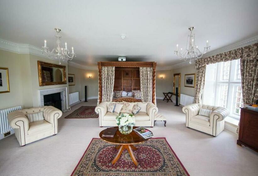 Президентский Люкс, Goldsborough Hall