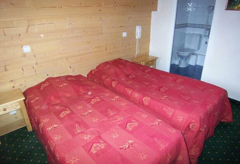 Номер Стандарт, Hôtel Les Bernards