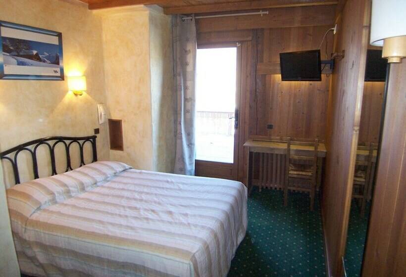 Номер Стандарт, Hôtel Les Bernards