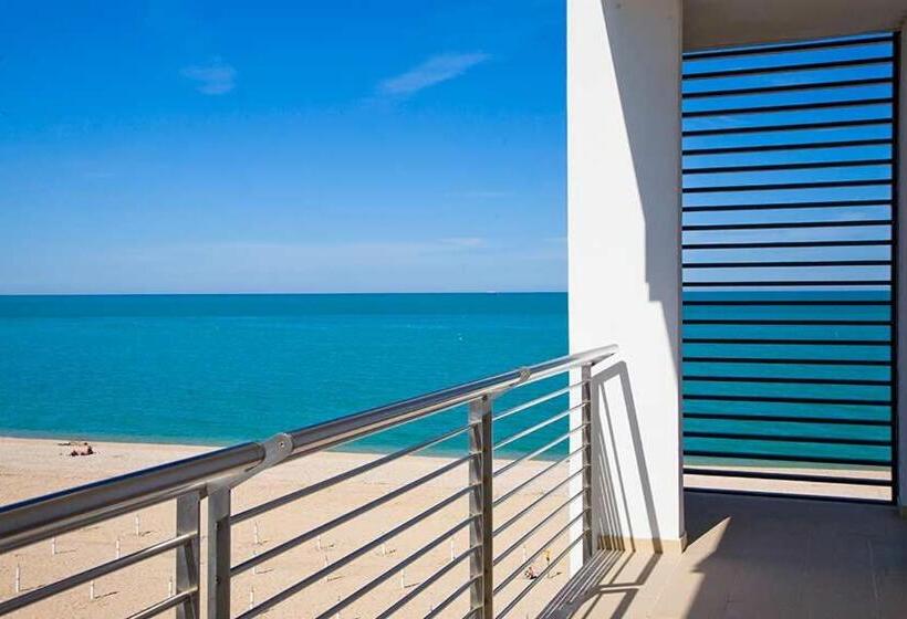 جناح عائلي, Il Conero Mare