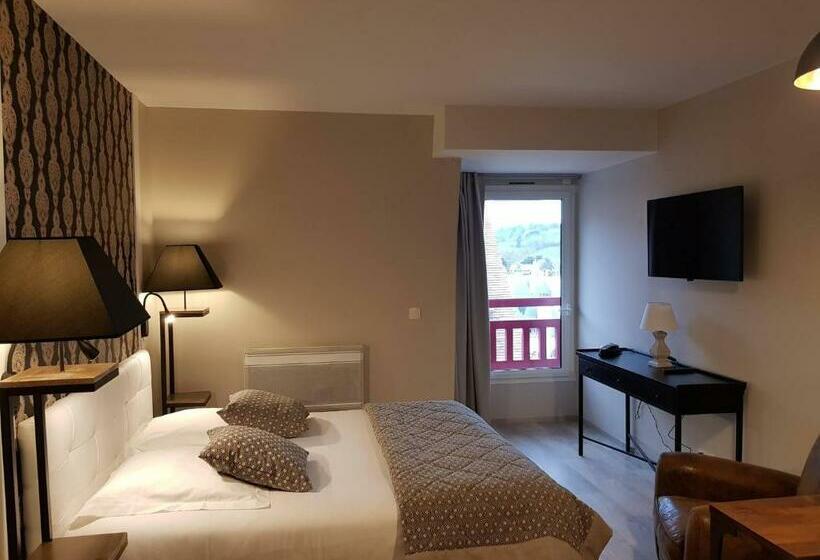 Номер Клуб, Suite Appart Hôtel La Loggia By M Spa