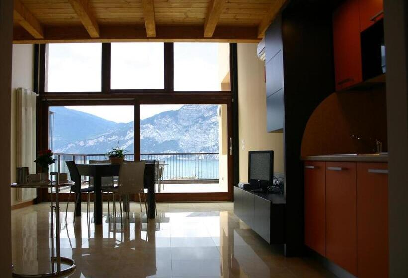 1 Bedroom Apartment Lake View, Garni Selene