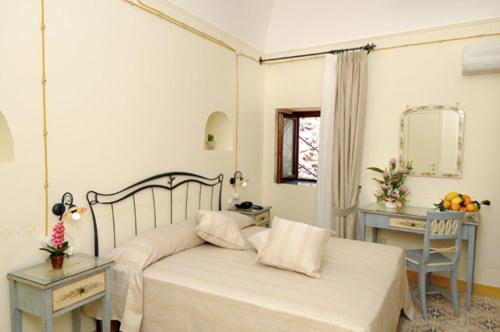 Номер Стандарт Вид на Сад, Locanda Degli Dei