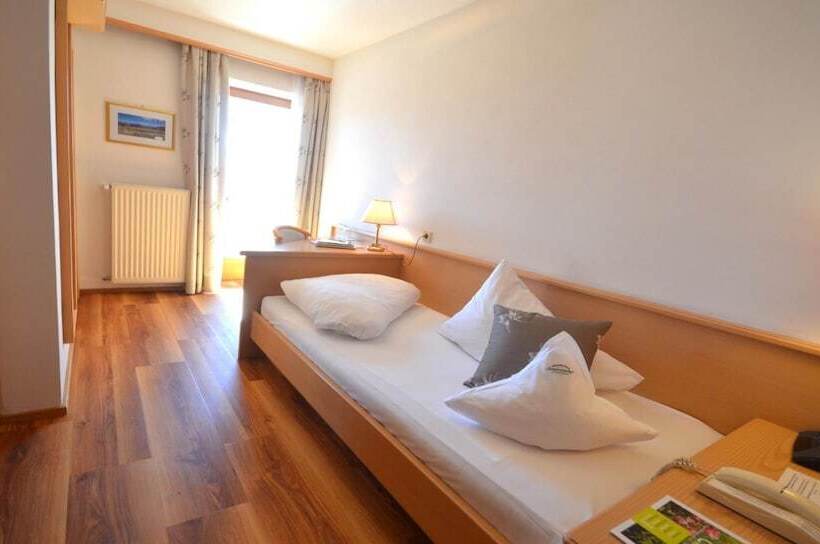 Номер Стандарт Индивидуальный с Балконом, Granpanorama Wellnesshotel Sambergerhof Superior