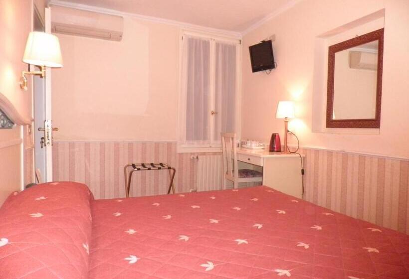 Standard room with outdoor bath, Al Campaniel Bed And Breakfast
