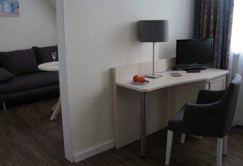 Люкс Вид на Сад, Landhotel Alte Schule   Hotel Garni