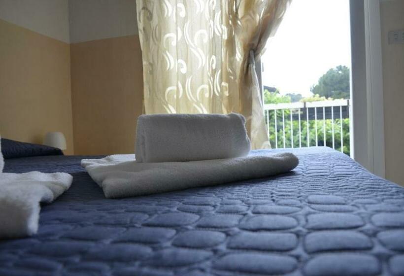 آپارتمان 1 خوابه با بالکن, Residence Poggio Al Lago