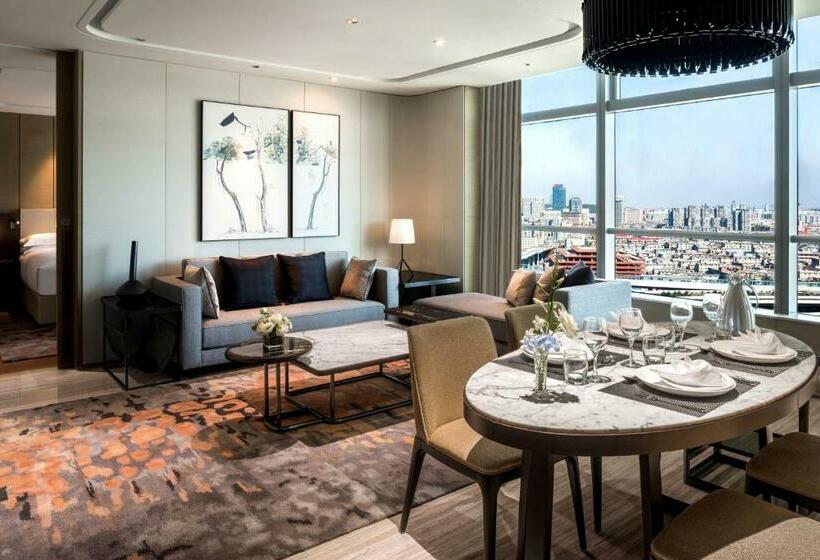 Апартаменты 1 Спальня, Hilton Jinan South Hotel & Residences